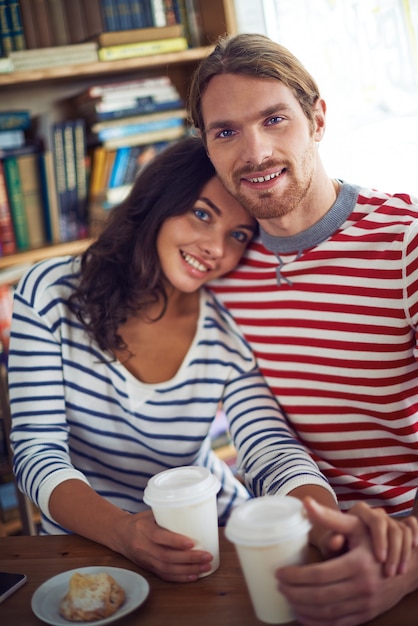 affectie man drank relatie liefde