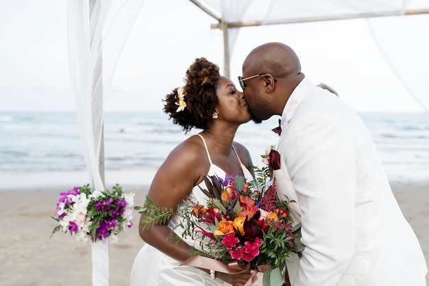 African American couple&#39;s wedding day