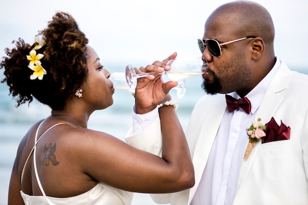 African American couple&#39;s wedding day