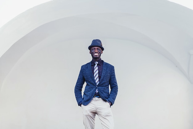Photo african man in suit