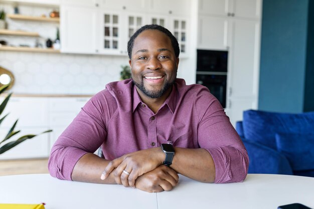 AfricanAmerican online teacher talking on the distance