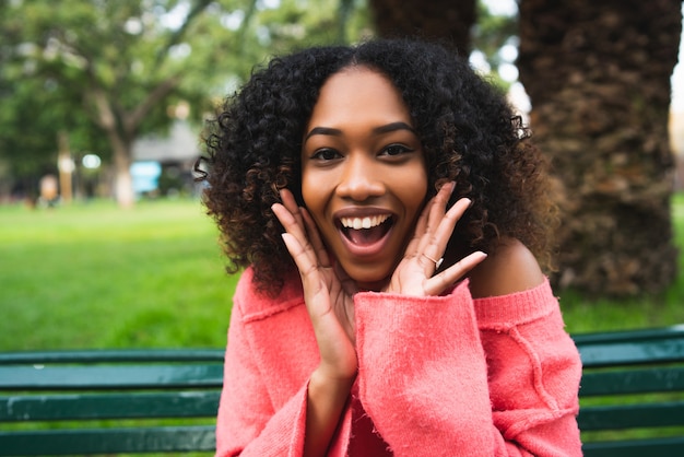 Afro american woman surprised.