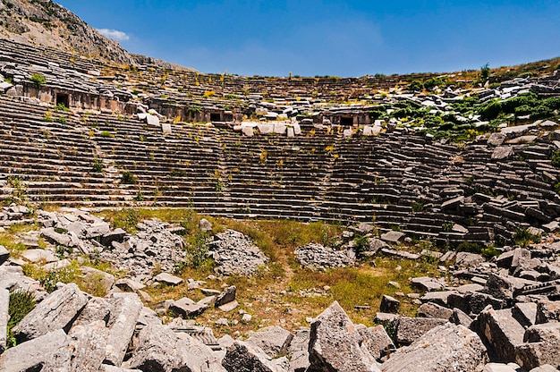 agalassos Historische stad agora sculpturen ruïnes uit de Romeinse keizertijd