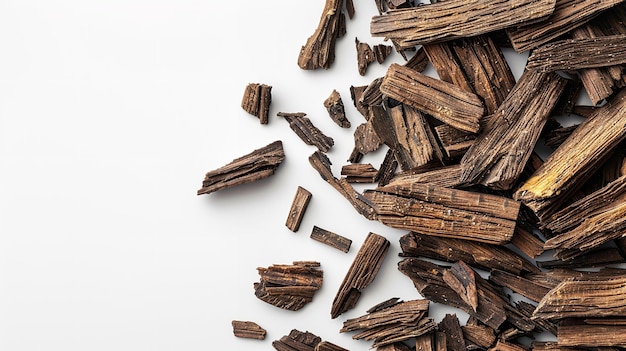 Agarwood Chips Oud wierookstokjes op witte achtergrond met een grote ruimte voor tekst of product Generatieve AI