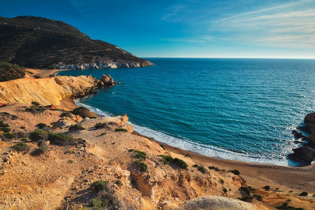 Agios ioannis 해변 일몰 밀로스 섬 그리스