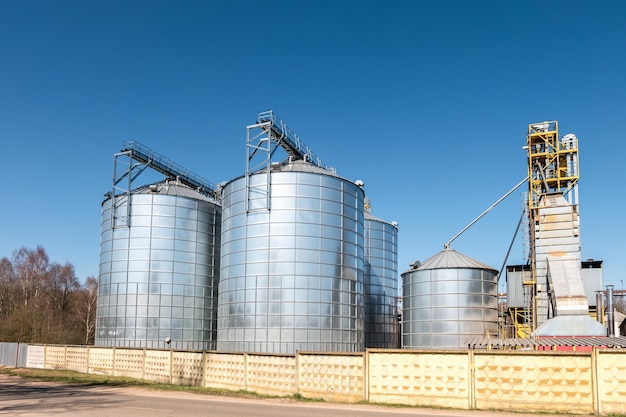 Agroprocessing plant for processing and silver silos for drying cleaning and storage of agricultural products flour cereals and grain