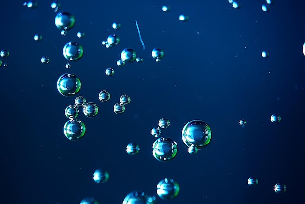 写真 水中の気泡マクロ背景/青色の背景水中の抽象的な泡