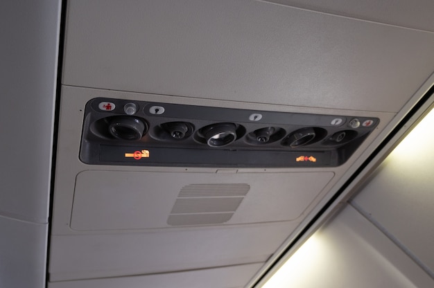 Air conditioning in an airplane