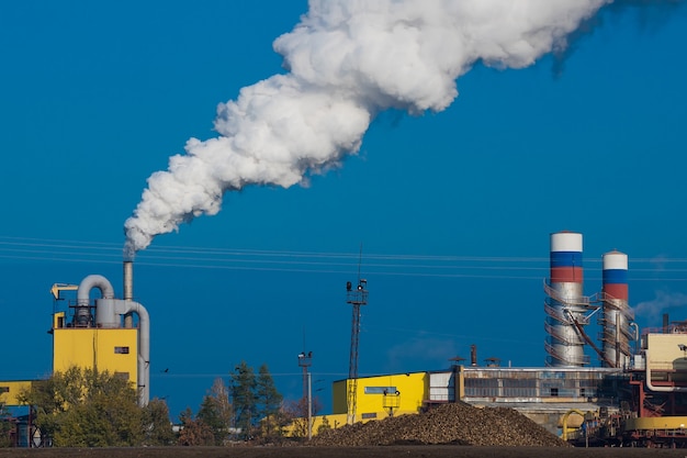 Inquinamento atmosferico da fumo di fabbrica