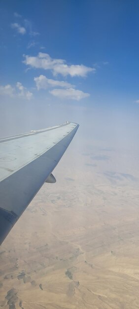 Foto vista dell'aereo dal cielo