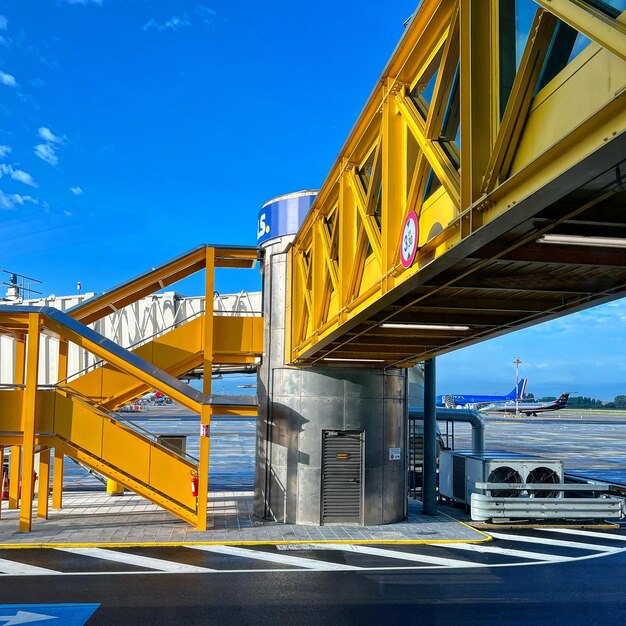 Airport colore
