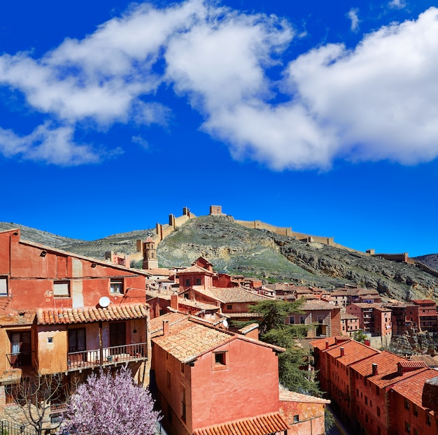 테 루엘 스페인에서 Albarracin 중세 도시