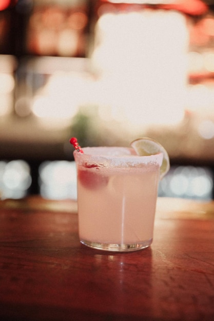 Alcohol cocktail drink on the table in restaurant