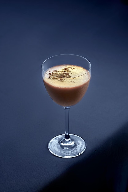 Photo alcoholic cocktail based on chocolate