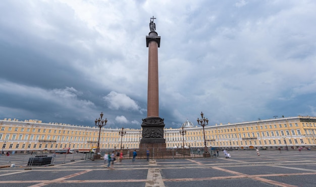 Alexander Column in het centrum van Palace Square