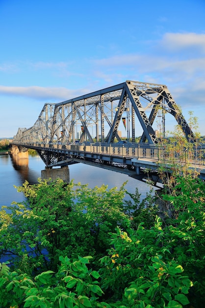 Alexandra Bridge