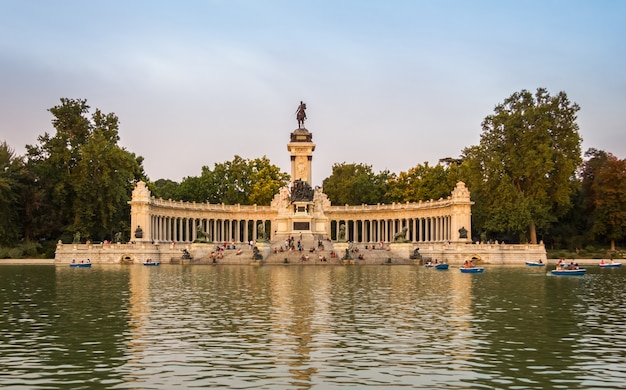 Alfonso XII-monument in Buen Retiro-park, Madrid