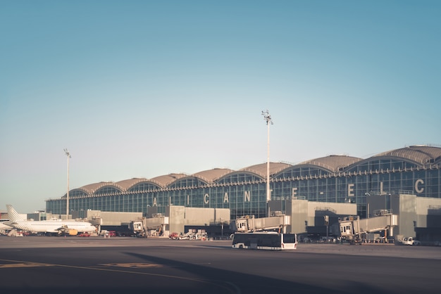 Photo alicante-elche airport. spain