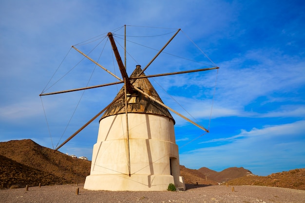 Almeria molino de los genoveses windmolen spanje