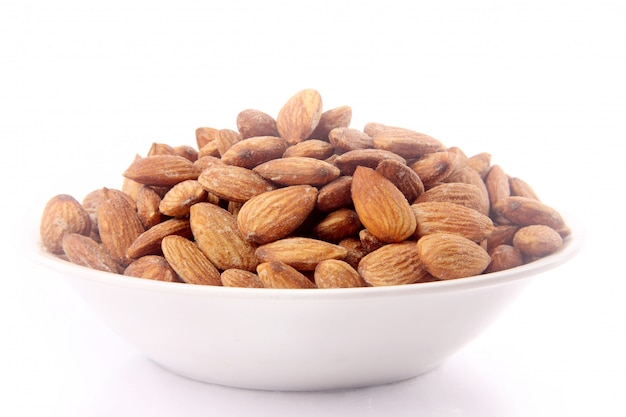 Almond in bowl