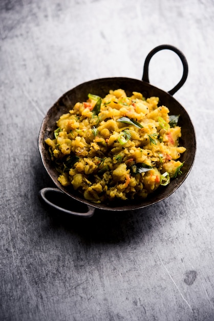 Aloo ka bharta、sabziは、特にインド北部で調理されたスパイスの効いたマッシュポテトを使用して作られたインドのおいしい料理です。