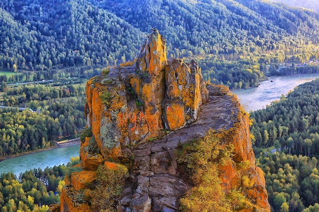 Altai berglandschap, panorama herfst landschap achtergrond, herfst uitzicht op de natuur