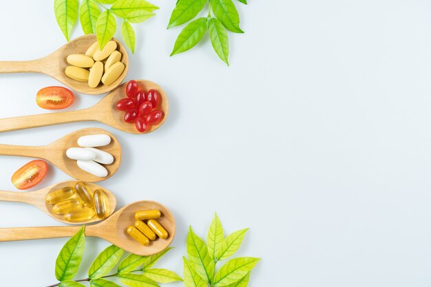 Foto medicina alternativa a base di erbe, vitamina e integratori