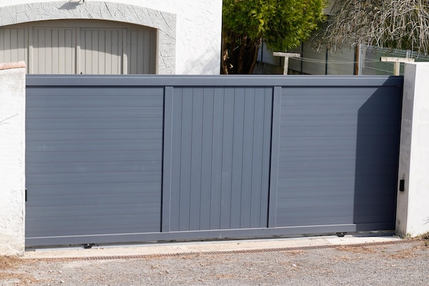 Aluminum grey sliding steel modern gate slide portal of suburb house door