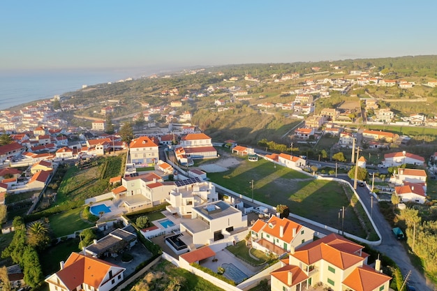 海に近い住宅街の絶景