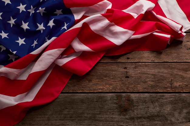 Photo american flag and wooden boards