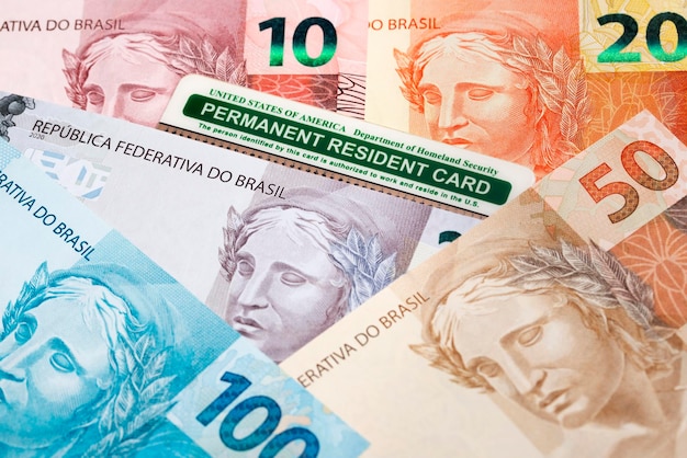 American Permanent Resident Card op Braziliaanse real