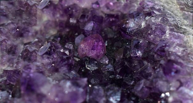 amethyst gems for jewelry