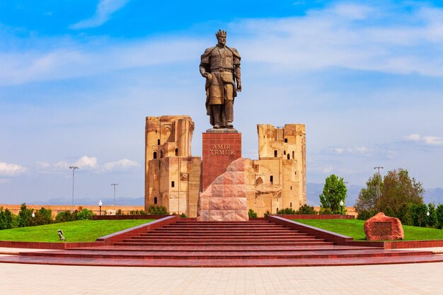 Photo amir timur tamerlane monument ak saray palace