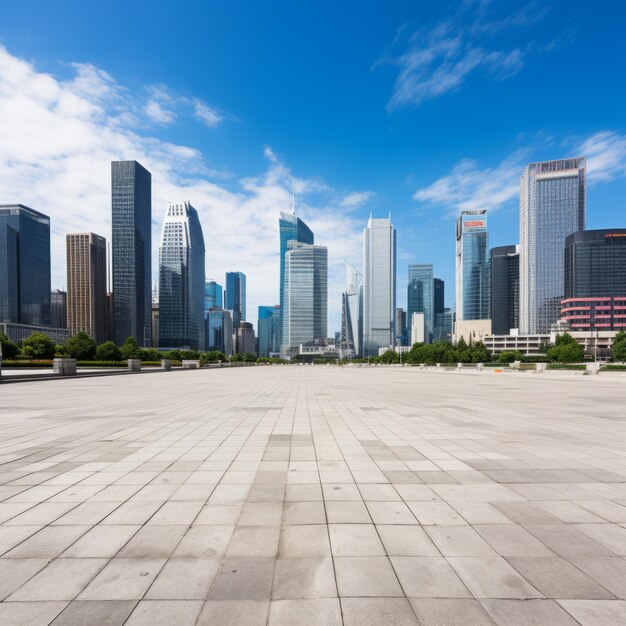 写真 背景に近代的な建物がある空の街の広場