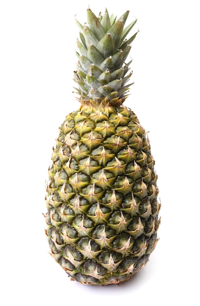 Ananas fruit op een witte achtergrond