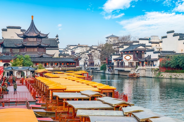 Antico paesaggio architettonico sul fiume qinhuai a nanchino