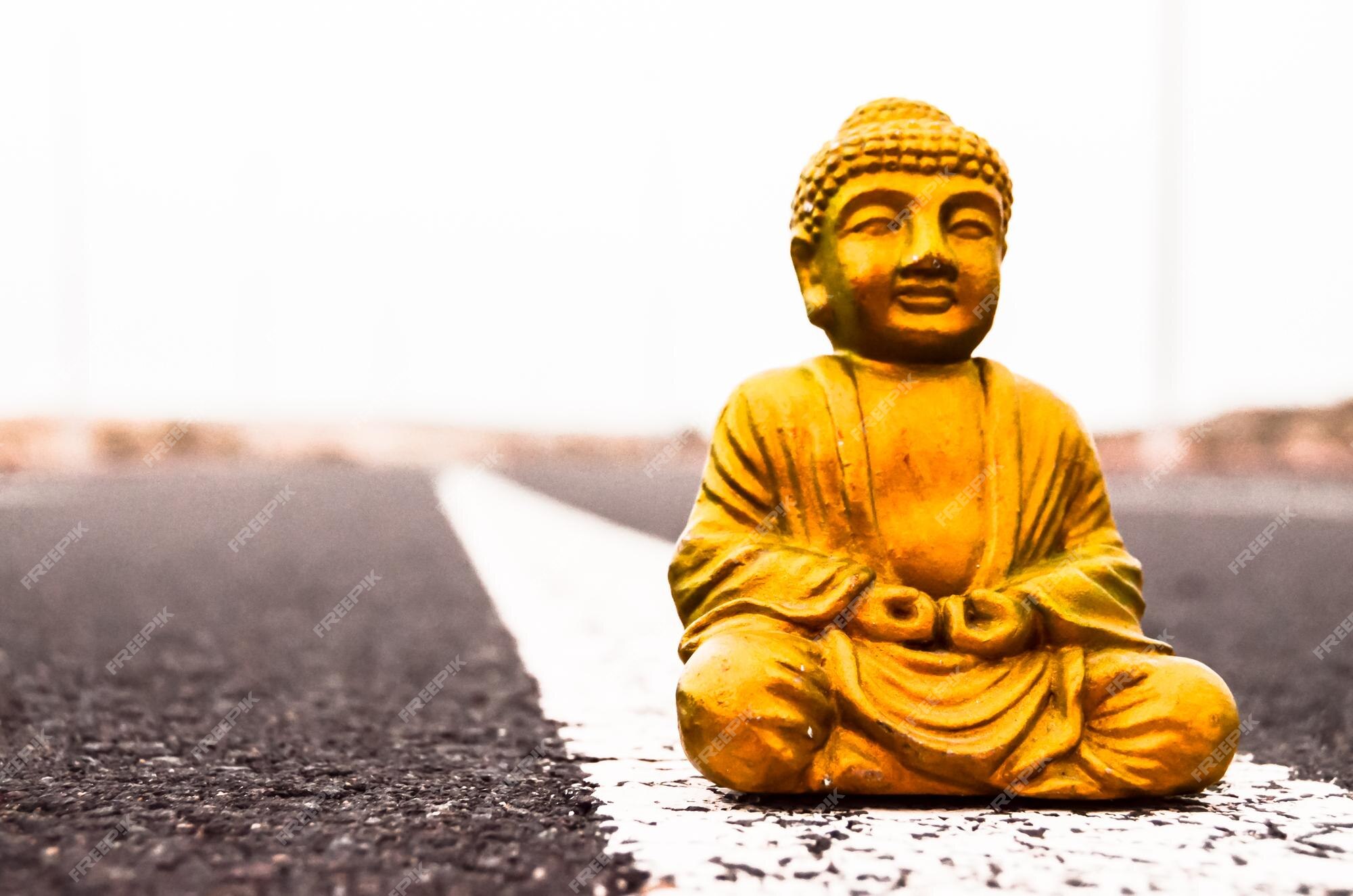 Premium Photo | Ancient buddha statue Premium Photo | Ancient buddha statue