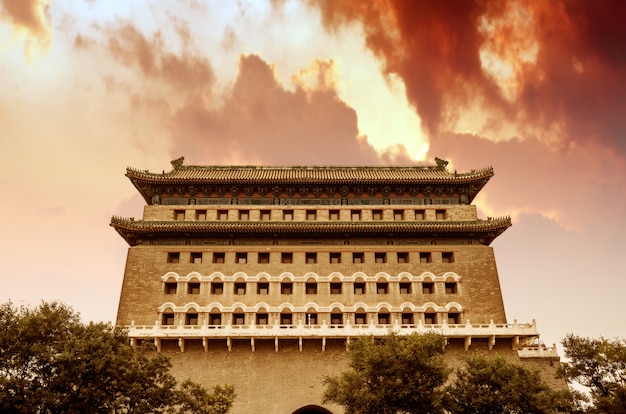 Photo ancient buildings in qianmen street, beijing