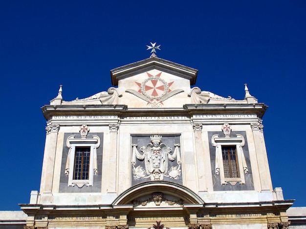 Древняя церковь в Пизе Италия