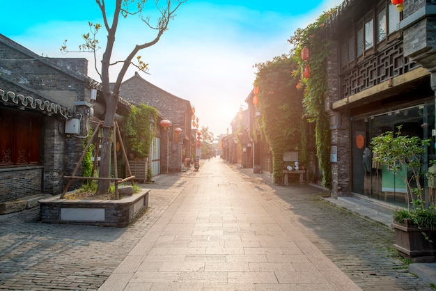 중국 양저우의 고대 도시 거리