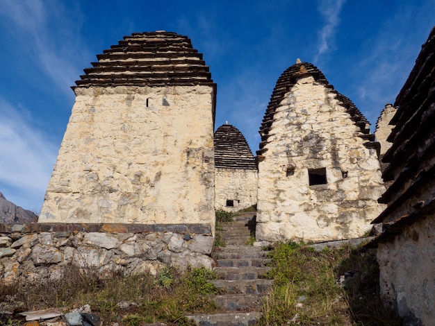 Photo ancient dargavs village city of the dead north ossetia alania republic russia