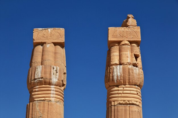 ヌビア、スーダン、ソレブ島のツタンカーメンの古代エジプト寺院