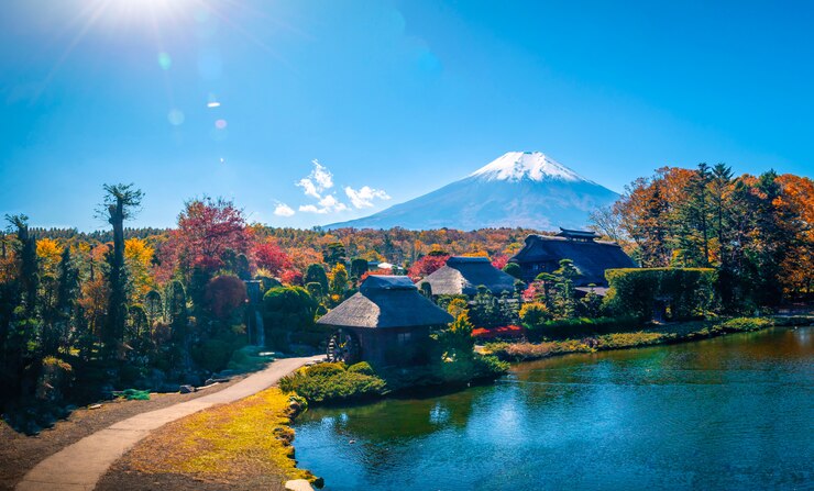 Photo 古都忍野八海村。日本の秋の富士山。