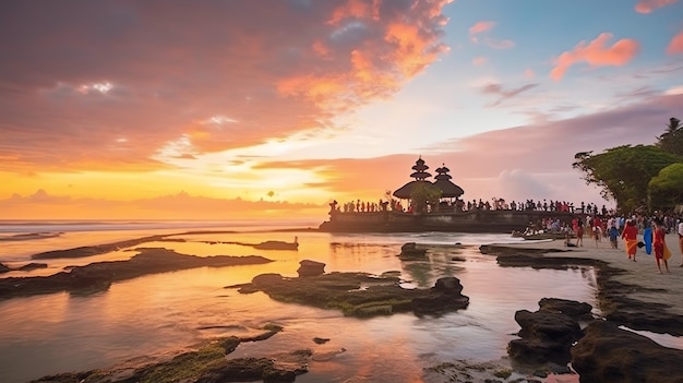 古代のプラ ウルン ダヌ ブラタン ブサキまたは日の出時のバリ島の有名なヒンズー教寺院と観光客