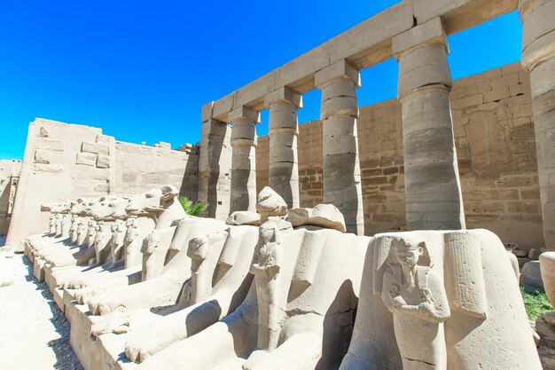 エジプトのカルナック神殿の古代遺跡