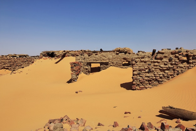 古代遺跡、スーダンの古いドンゴラ、サハラ砂漠、アフリカ