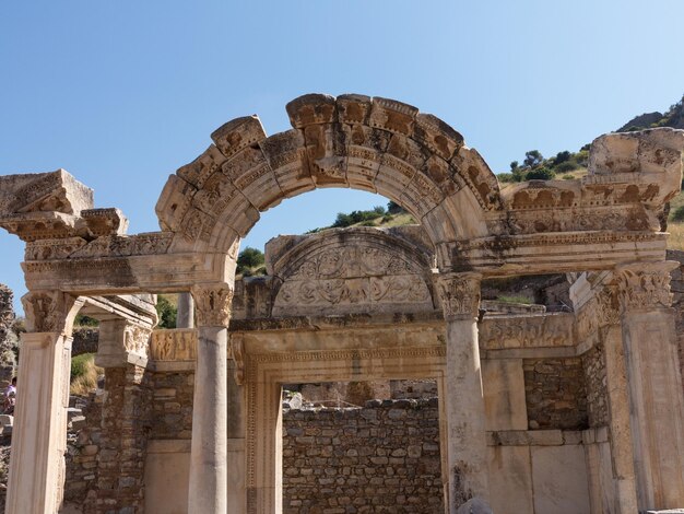 エフェソスの古いギリシャの都市の古代遺跡