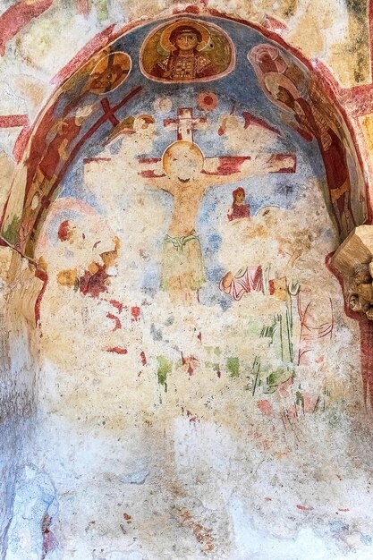 Foto antichi affreschi murali nella chiesa di san nicola demre myra in turchia