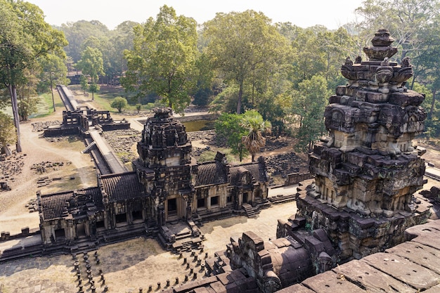Foto rovine del tempio di angkor wat
