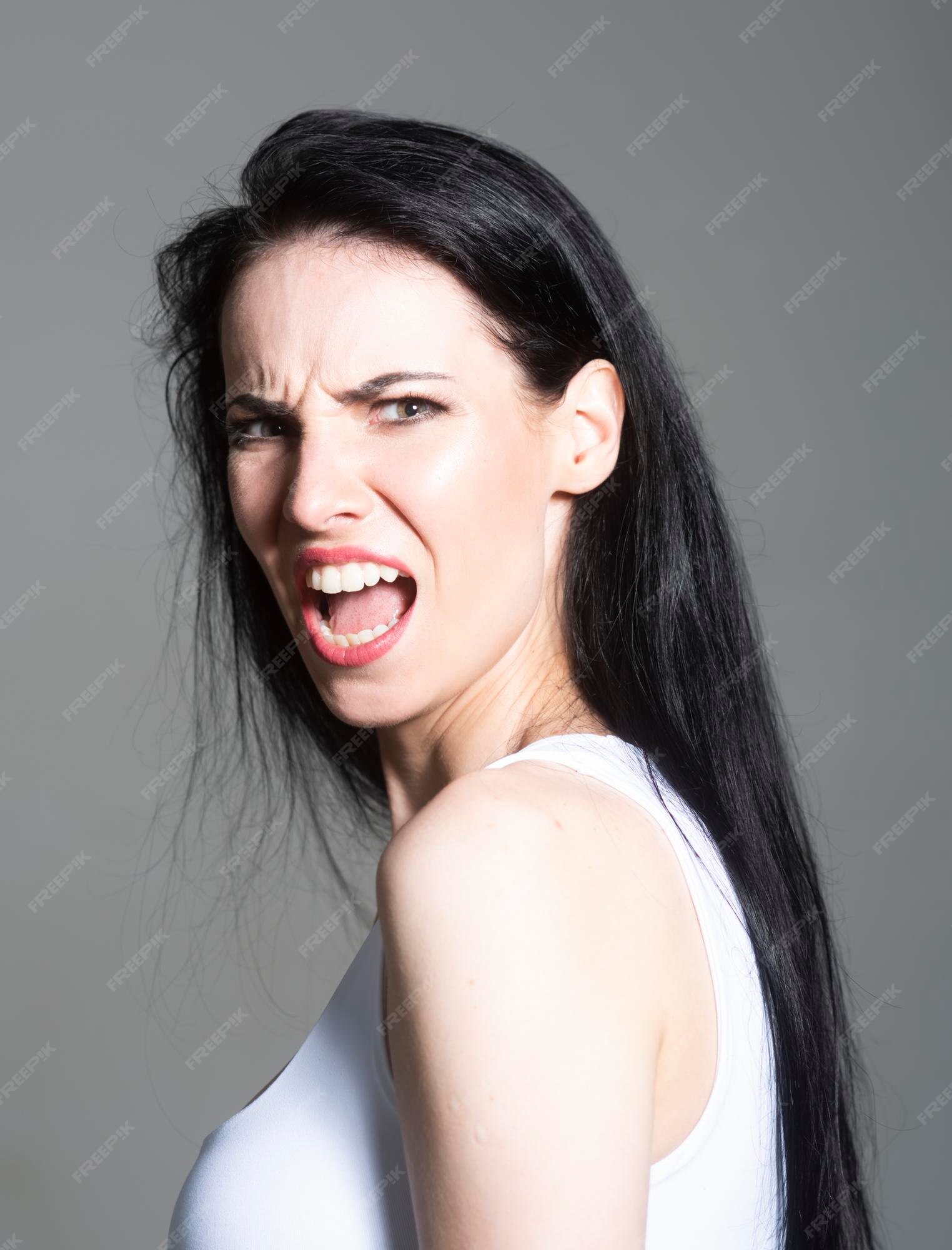 Premium Photo | Angry woman face upset girl screaming hate rage pensive  woman feeling furious mad and crazy stress